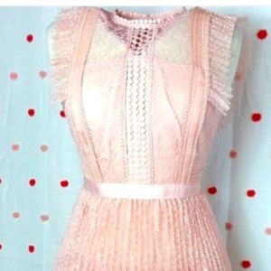 Heartloom lace tiered dress